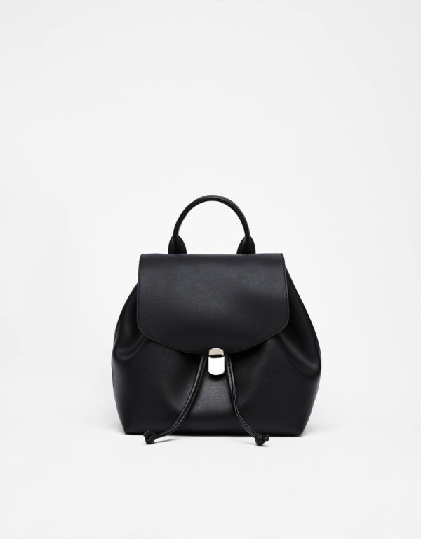 Backpack with metal fastener - Image 9